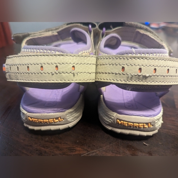 Merrell Women's Trail Sandals with Back Strap.  Size 6.  Purple/Grey/Pink - Picture 3 of 5